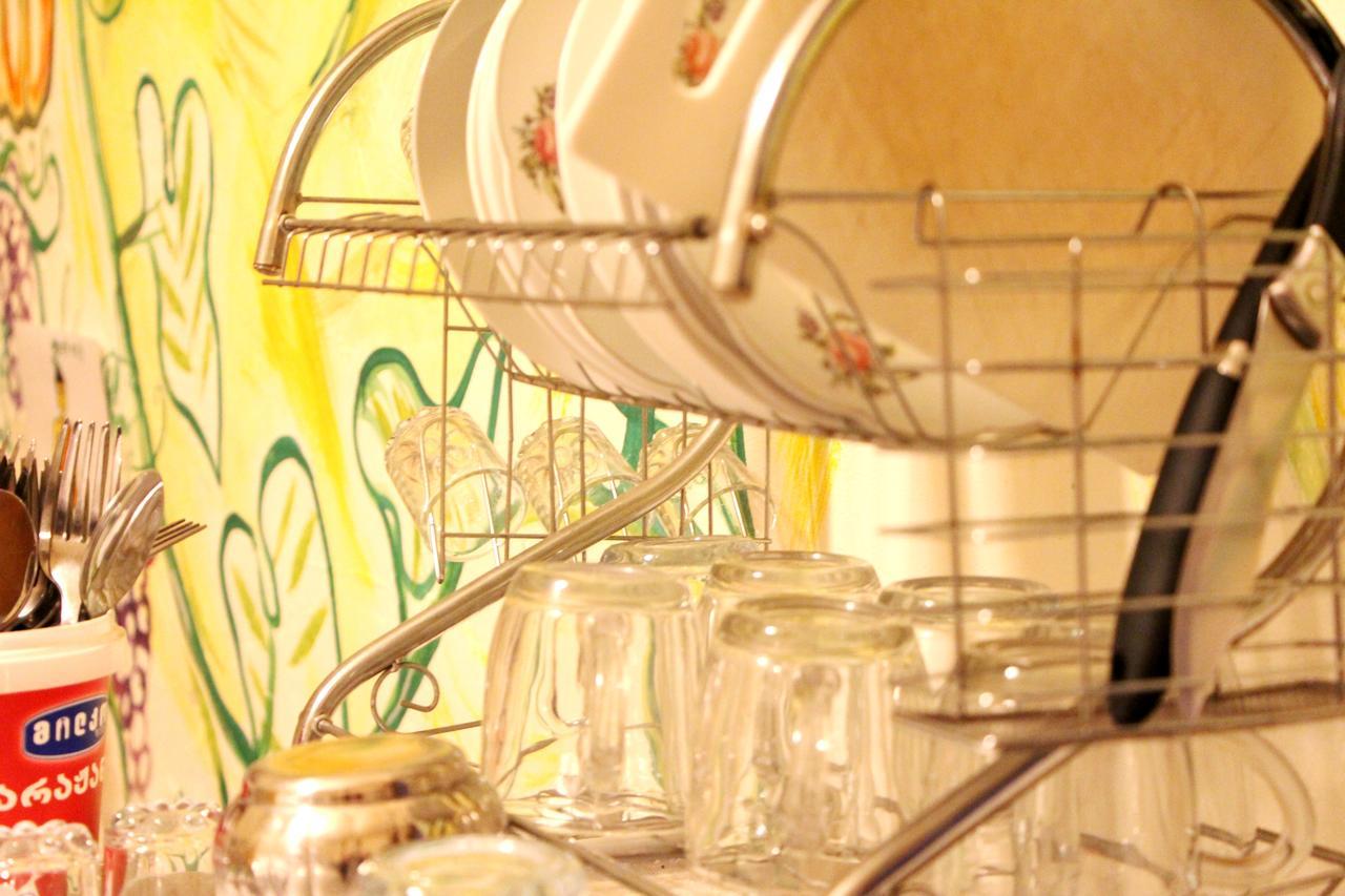 Sheni Hostel Tbilisi Eksteriør bilde