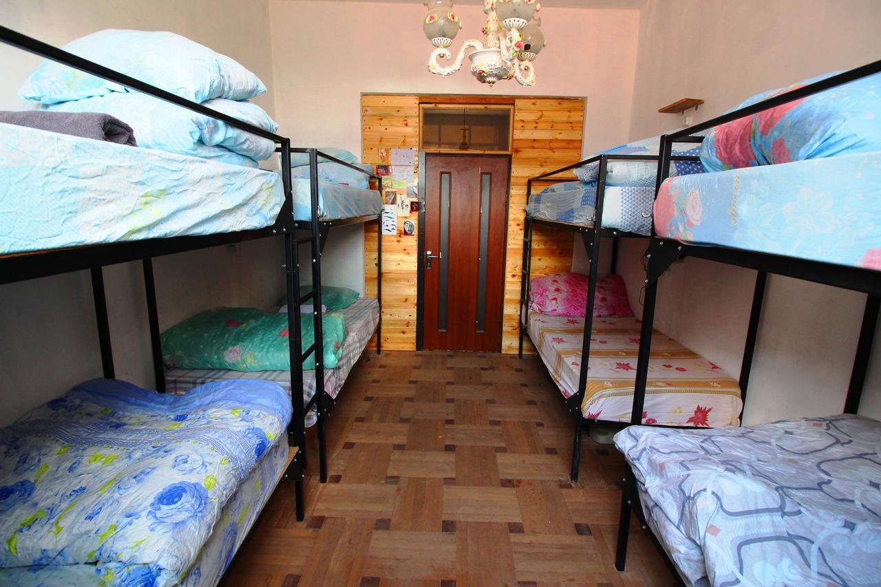 Sheni Hostel Tbilisi Eksteriør bilde
